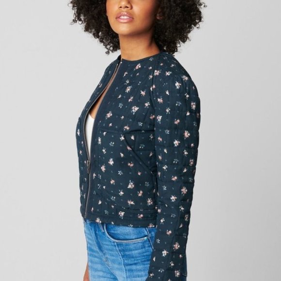 Blank NYC Quilted Bomber Jacket Size Medium - Picture 3 of 17